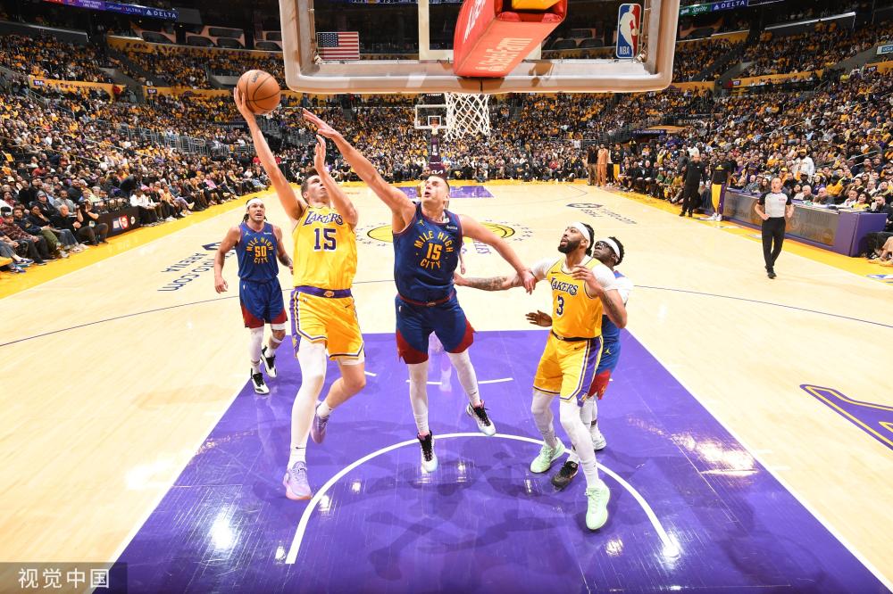 而且精准地 而且精准地